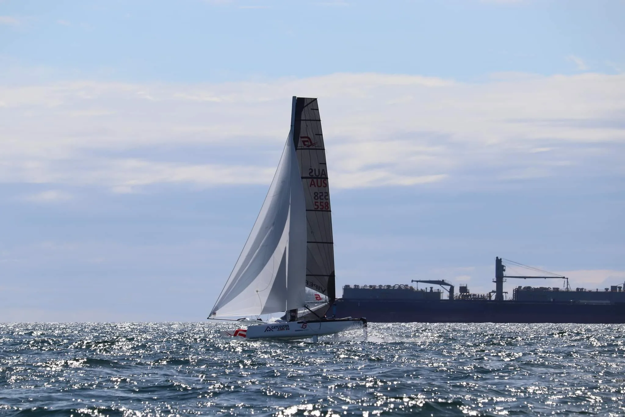 Downwind foiling viper - rolling too far windward